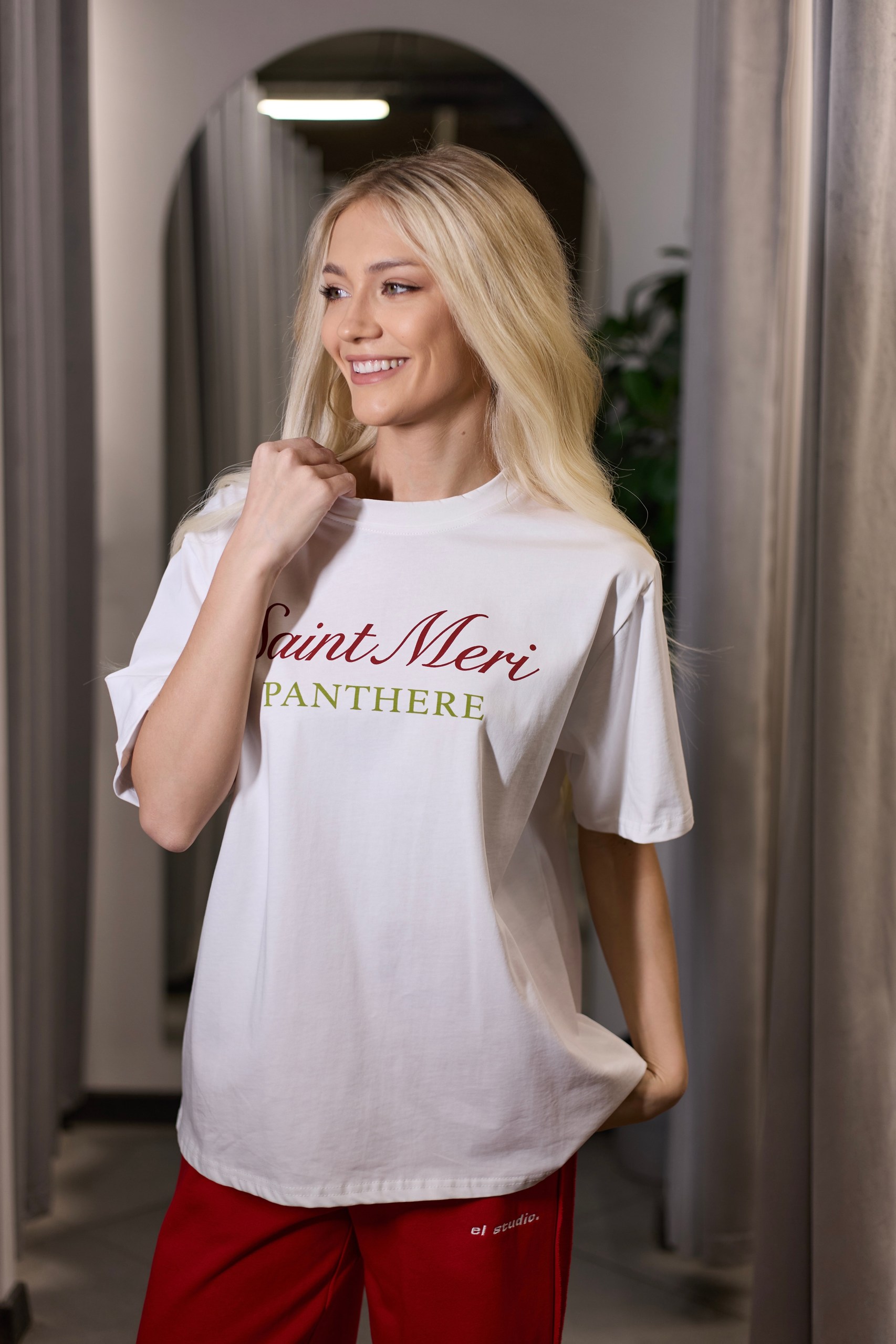 Футболка белая с принтом тигр